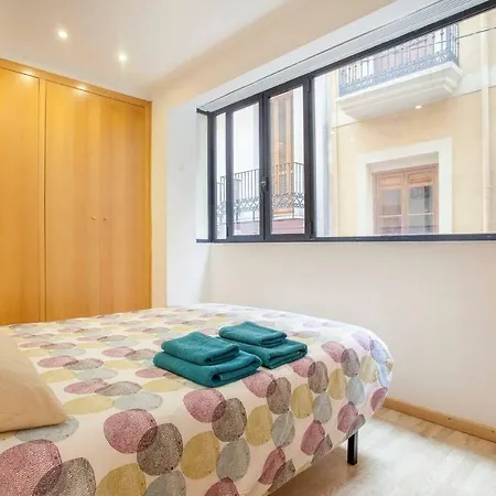 Centro Calle Cerrajeros Bed & Breakfast Valenza